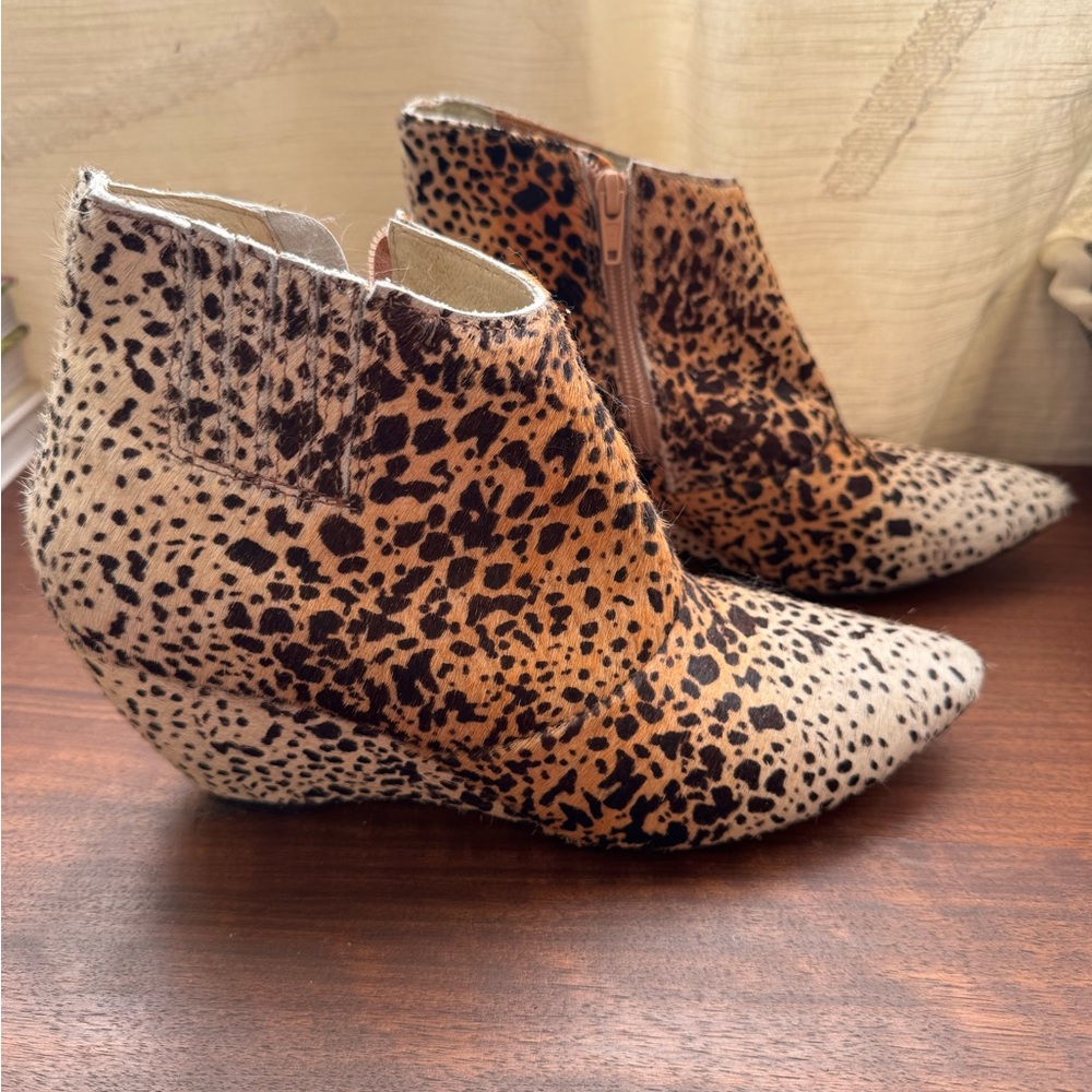 Matisse Nugent Leopard Print Ankle Boots